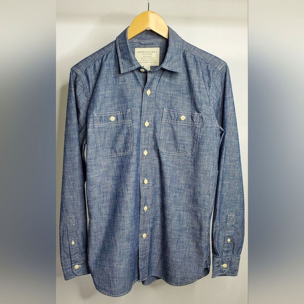 Men's American Eagle Outfitters long-sleeve button down shirt - Blue - Small
